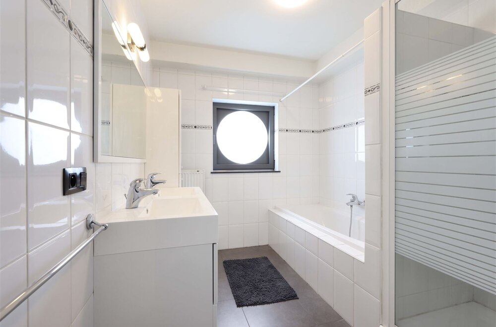 lichtrijk-instapklaar-appartement-met-n-slaapkamer-op-toplocatie007.jpg