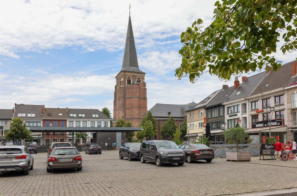 lichtrijk-instapklaar-appartement-met-n-slaapkamer-op-toplocatie012.jpg
