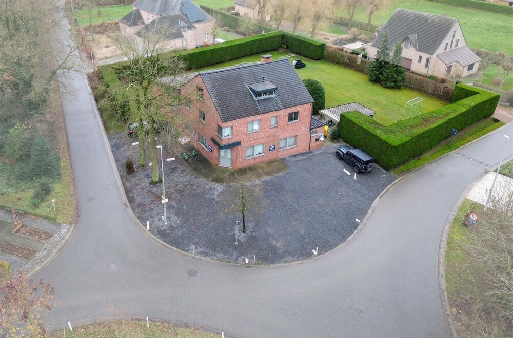 energiezuinige-opbrengsteigendom-met-15-studentenkamers-n-volledig-gerenoveerd-dakappartement-op-17a-83ca002.jpg