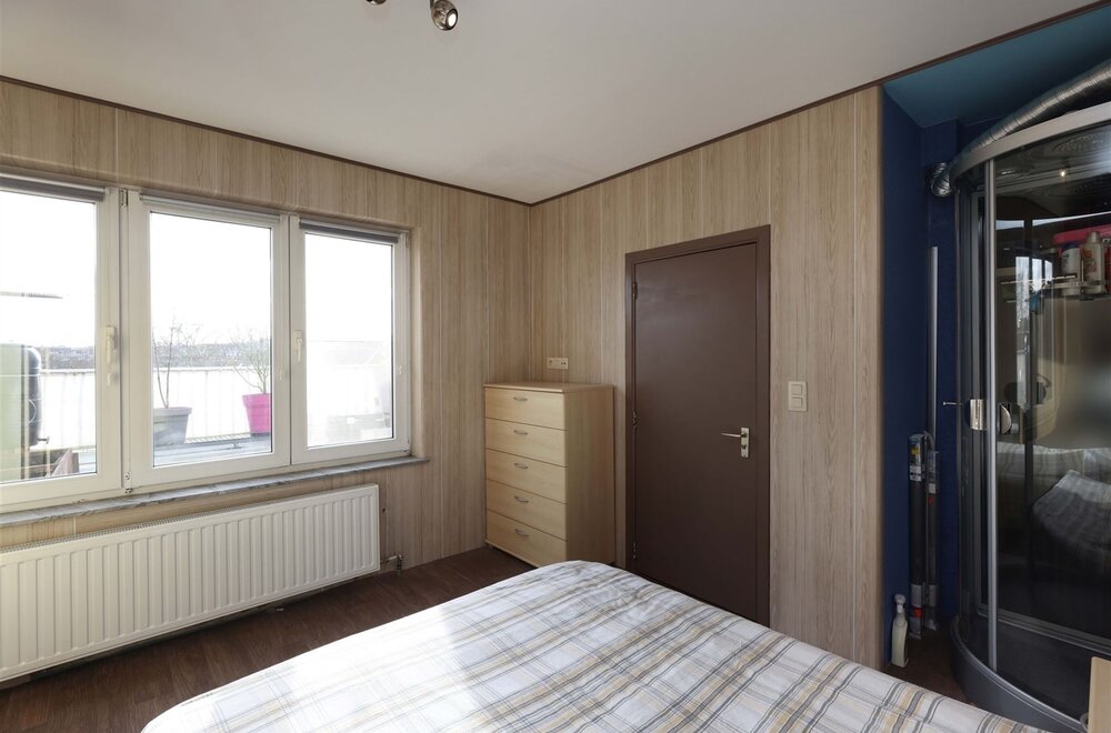 gunstig-gelegen-lichtrijk-appartement-met-mogelijkheid-tot-2-slaapkamers-n-2-unieke-terrassen-010.jpg
