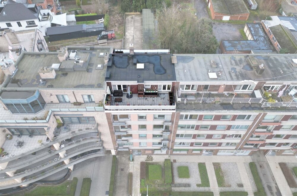 gunstig-gelegen-lichtrijk-appartement-met-mogelijkheid-tot-2-slaapkamers-n-2-unieke-terrassen-015.jpg