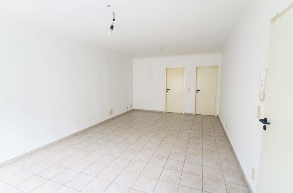 goed-gelegen-opbrengsteigendom-van-3-verhuurde-appartementen-004.jpg