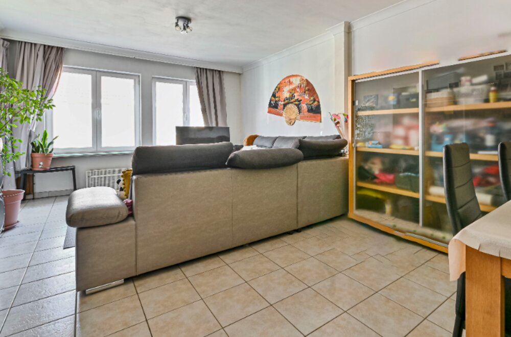 goed-gelegen-opbrengsteigendom-van-3-verhuurde-appartementen-011.jpg