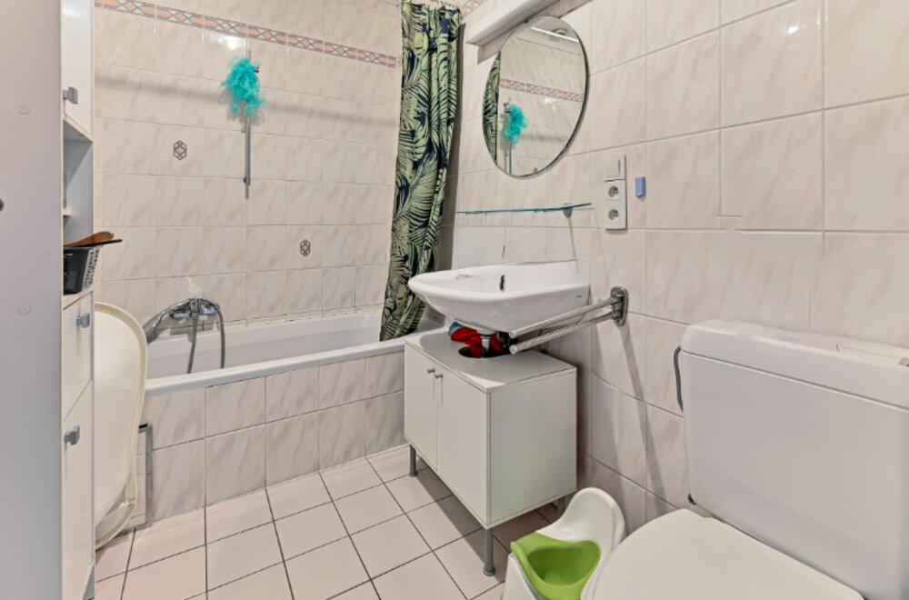 goed-gelegen-opbrengsteigendom-van-3-verhuurde-appartementen-016.jpg