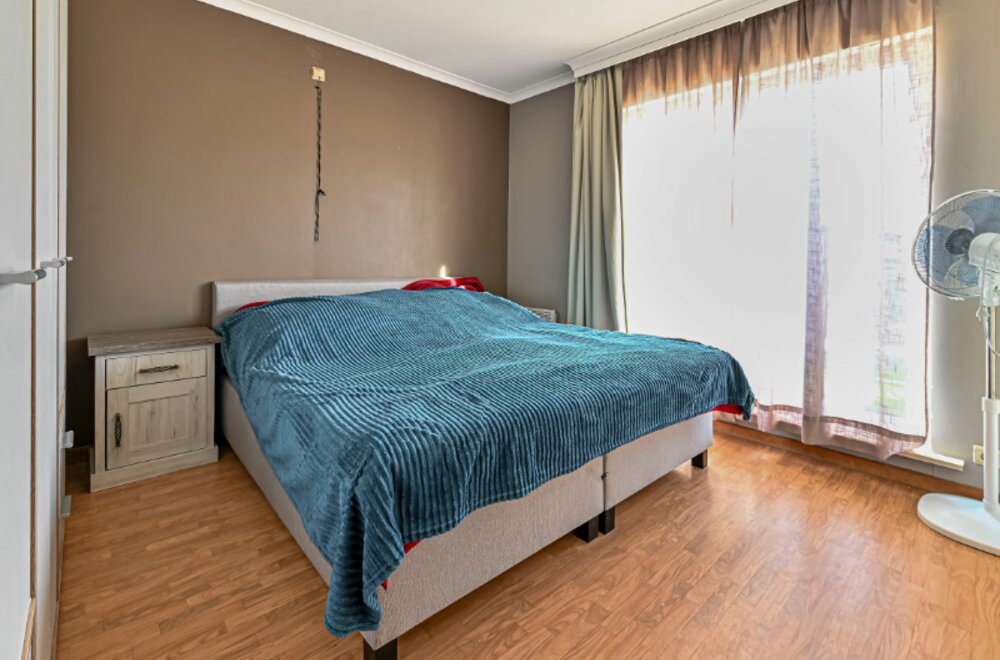 goed-gelegen-opbrengsteigendom-van-3-verhuurde-appartementen-018.jpg
