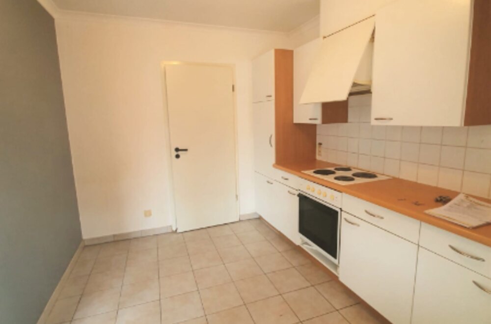 goed-gelegen-opbrengsteigendom-van-3-verhuurde-appartementen-021.jpg