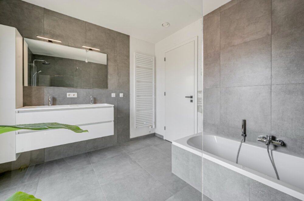 gunstig-gelegen-half-open-nieuwbouwwoning-op-ca-768m2-grond011.jpg
