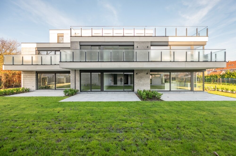 gelijkvloersapp-met-2-slaapkamers-en-mooie-tuin-6-btw-mogelijk-007.jpg