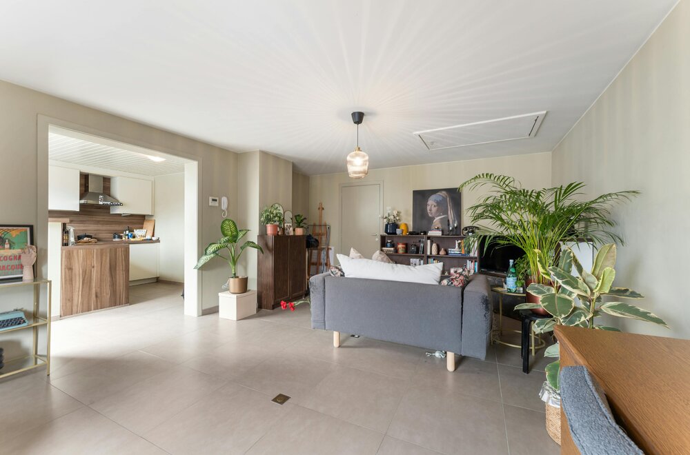 dakappartement-81m-met-1-slaapkamer-in-centrum-roeselare001.jpg