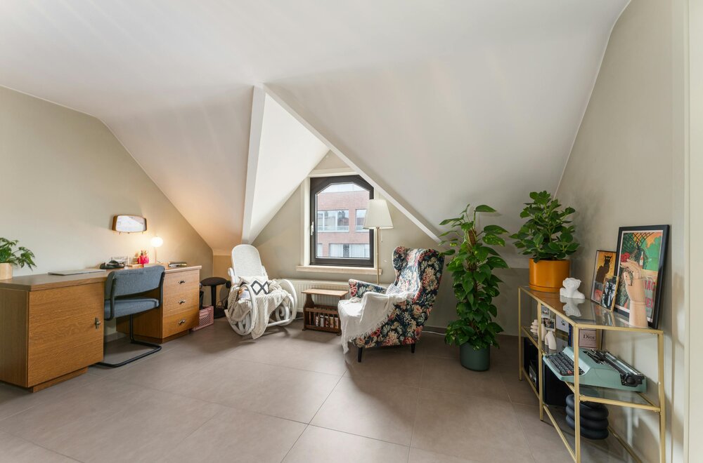 dakappartement-81m-met-1-slaapkamer-in-centrum-roeselare003.jpg