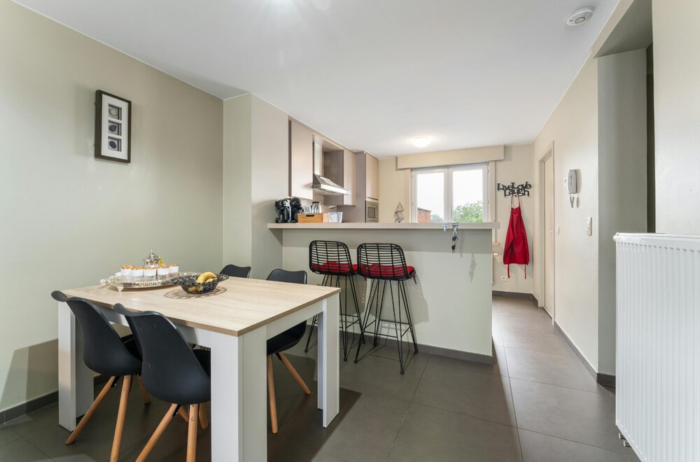 instapklaar-appartement-81-m-met-1-slaapkamer-te-koop002.jpg