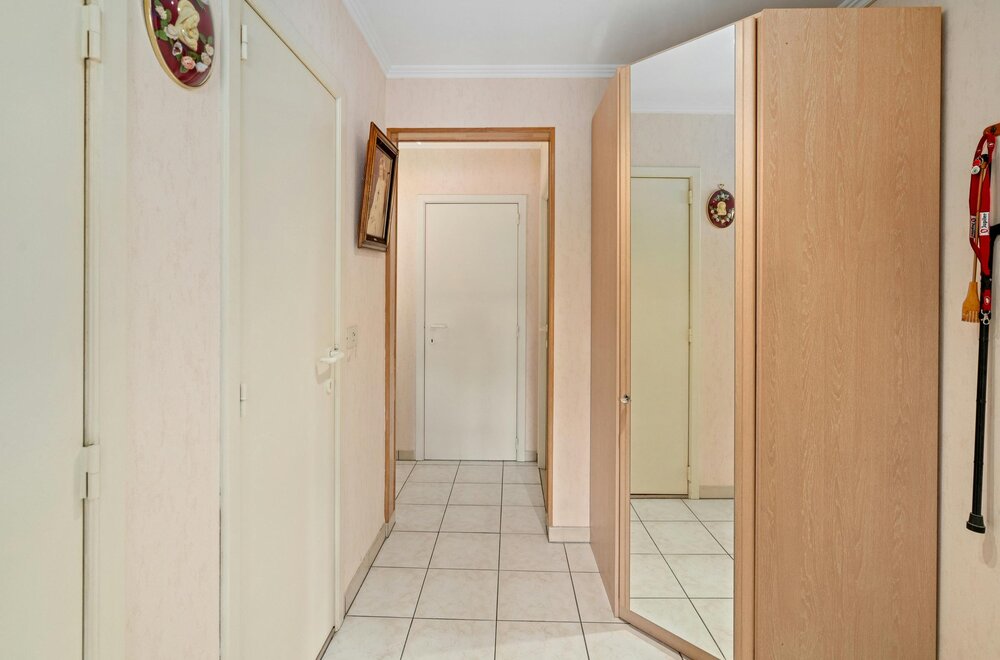 appartement-met-2-slaapkamers-in-centrum-sint-idesbald006.jpg