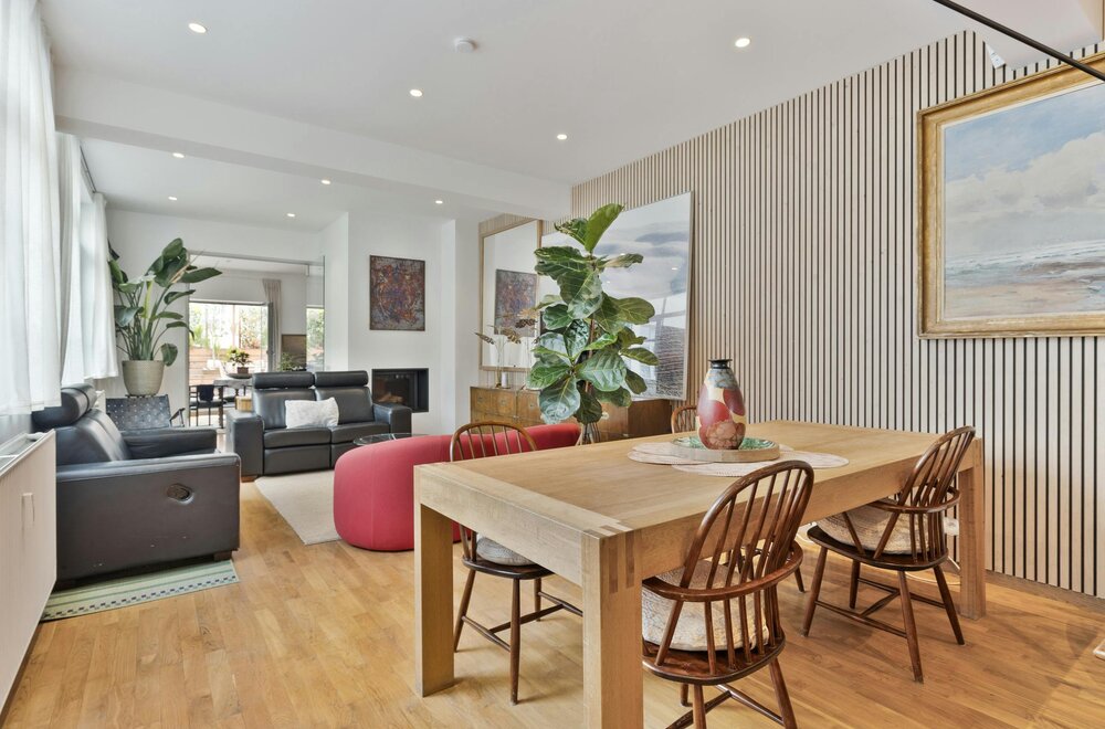 ruim-2-slaapkamer-appartement-te-koop-in-koekelberg-001.jpg