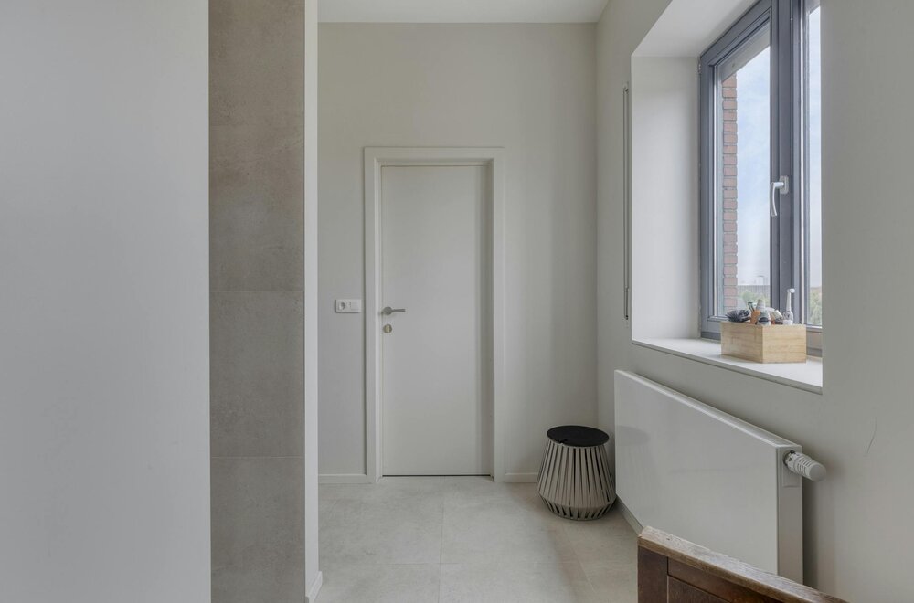 ruim-2-slaapkamer-appartement-te-koop-in-koekelberg-009.jpg