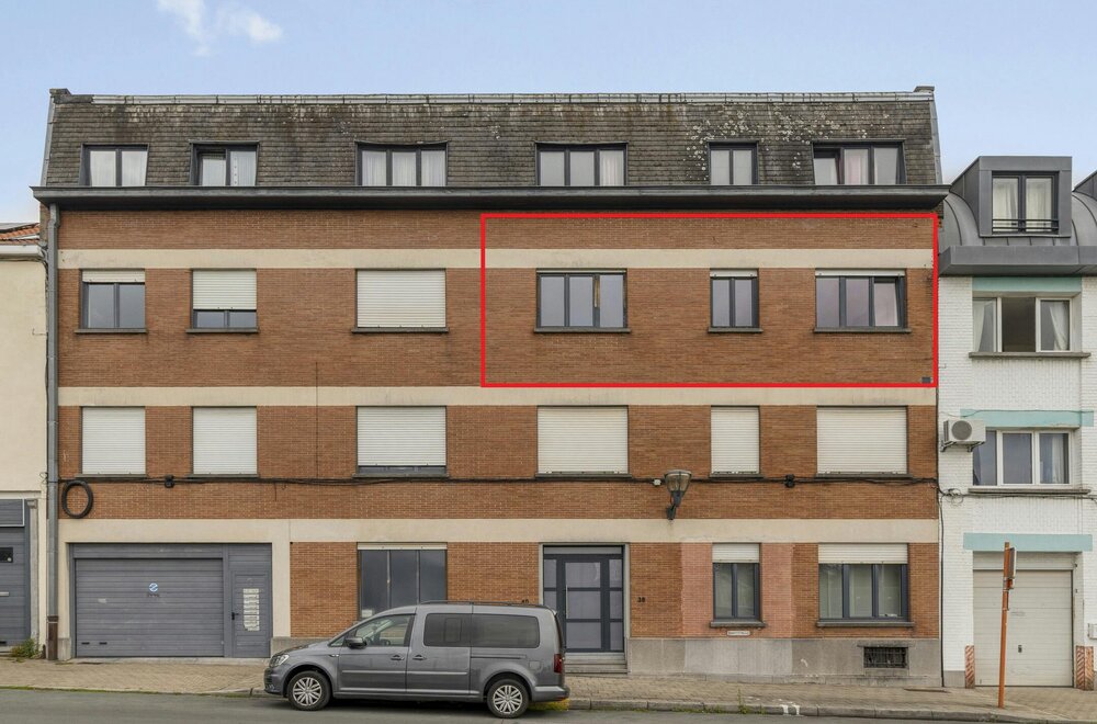 ruim-2-slaapkamer-appartement-te-koop-in-koekelberg-015.jpg