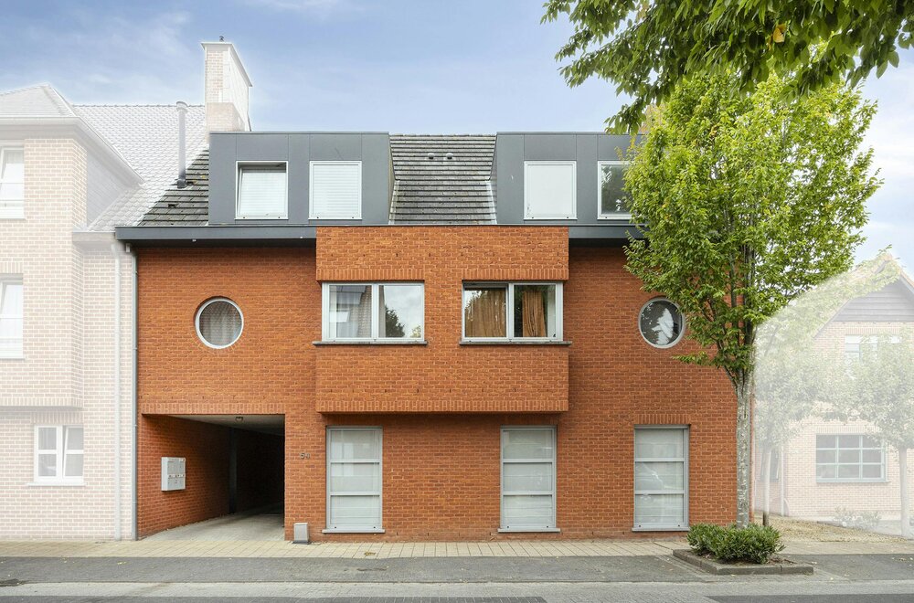 centraal-gelegen-studio-in-essen-met-staanplaats-te-koop-001.jpg