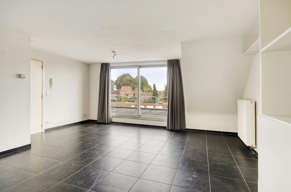centraal-gelegen-studio-in-essen-met-staanplaats-te-koop-005.jpg