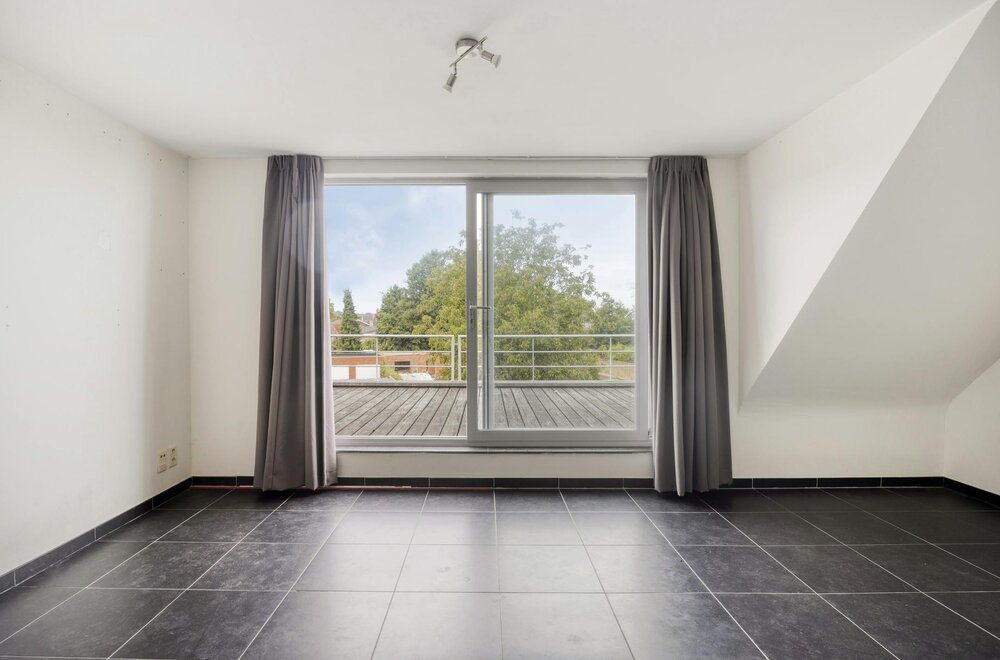 centraal-gelegen-studio-in-essen-met-staanplaats-te-koop-006.jpg