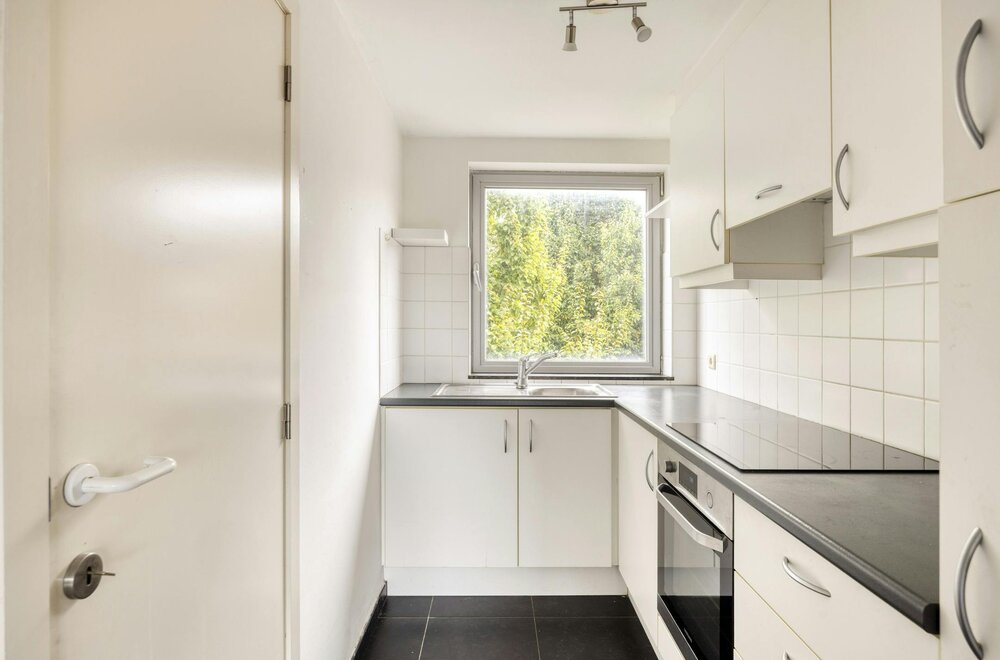 centraal-gelegen-studio-in-essen-met-staanplaats-te-koop-009.jpg