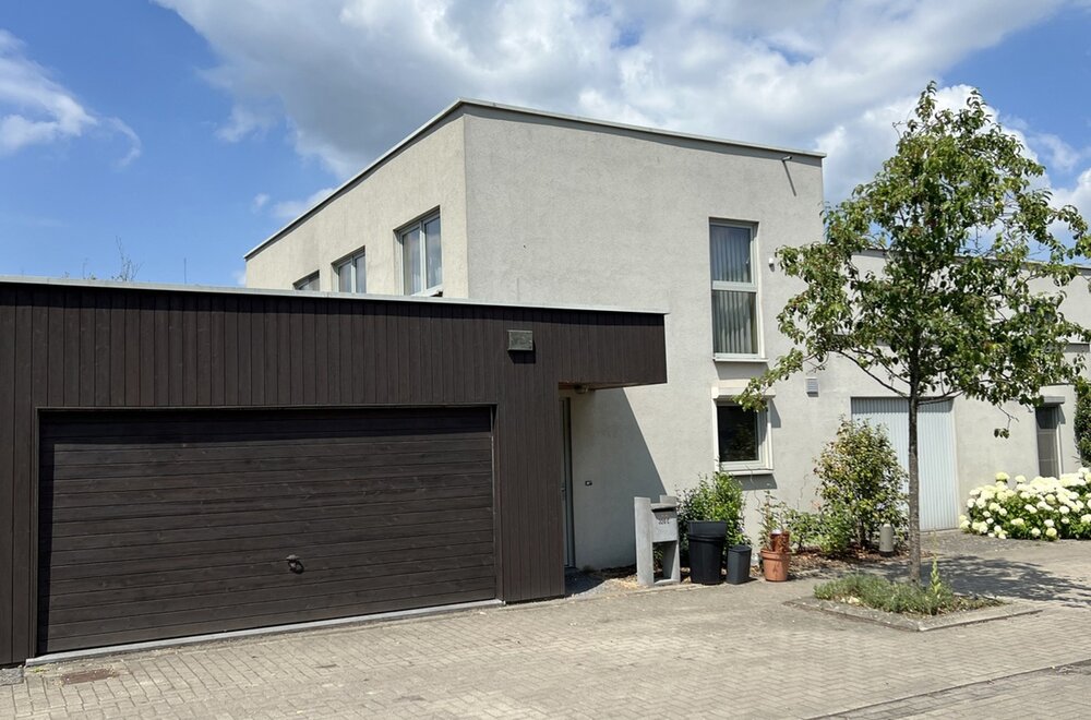 prachtige-woning-met-dubbele-garage-002.jpg