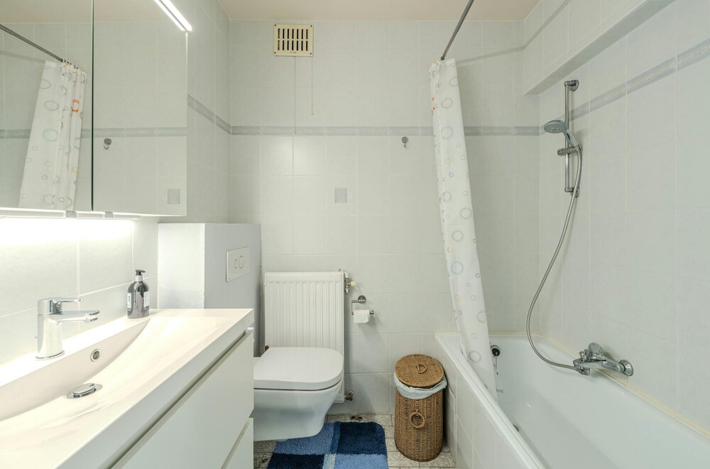 prachtig-hoekappartement-met-1-slaapkamer-en-zijdelings-zeezicht-te-koop-te-middelkerke-013.jpg