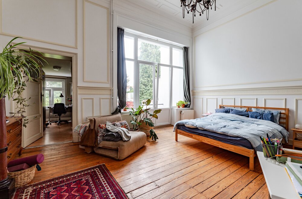 jubelpark-zeer-mooi-huis-verdeeld-in-3-appartementen006.jpg