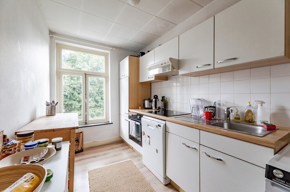 jubelpark-zeer-mooi-huis-verdeeld-in-3-appartementen012.jpg