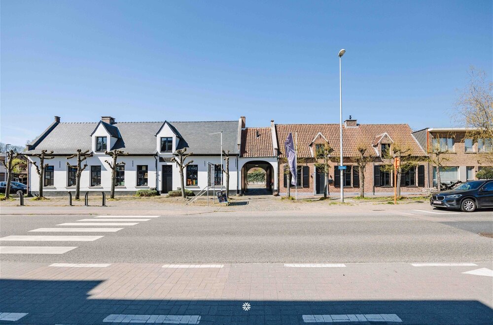 authentiek-handelspand-met-gerenoveerde-woning-te-temse002.jpg