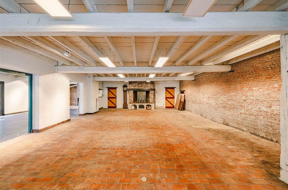 authentiek-handelspand-met-gerenoveerde-woning-te-temse005.jpg