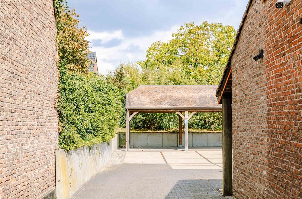 authentiek-handelspand-met-gerenoveerde-woning-te-temse016.jpg
