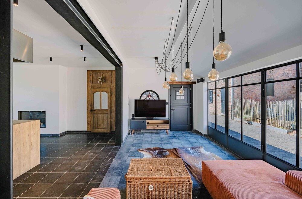 authentiek-handelspand-met-gerenoveerde-woning-te-temse023.jpg