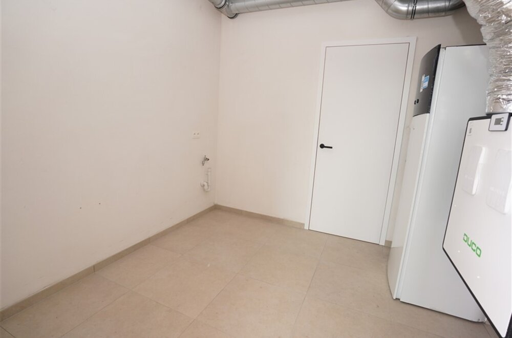 halfopen-nieuwbouw-op-561-m-ruimte-licht-en-leefcomfort028.jpg