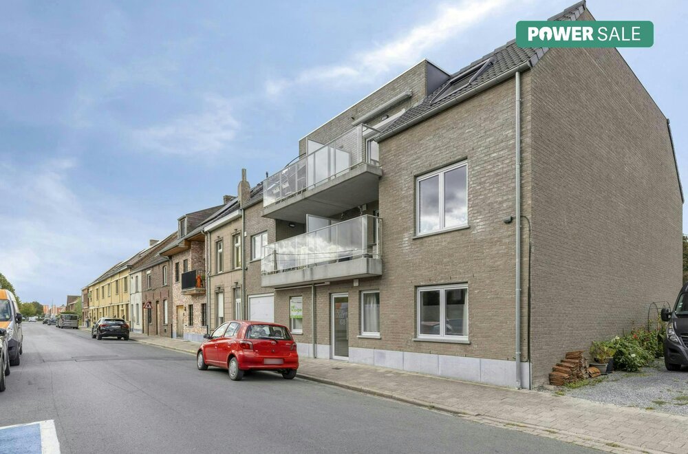 instapklaar-gelijkvloers-appartement-met-2-slaapkamers-te-roeselare-001.jpg