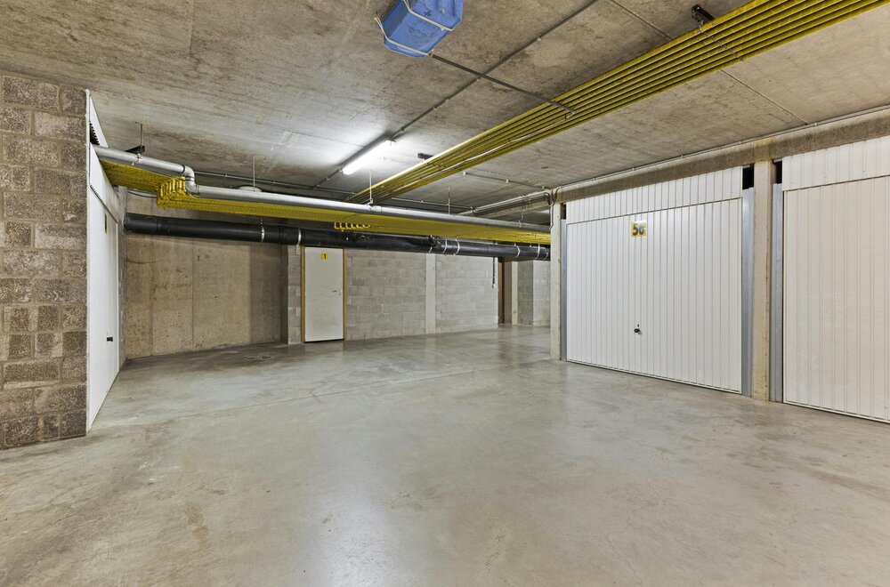 zeer-ruim-appartement-met-3-slaapkamers-te-koop-in-brugge017.jpg