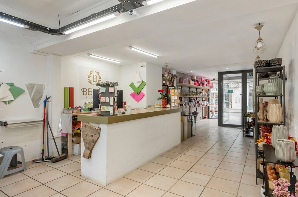 commercieel-gelijkvloers-met-duplex-in-brasschaat004.jpg