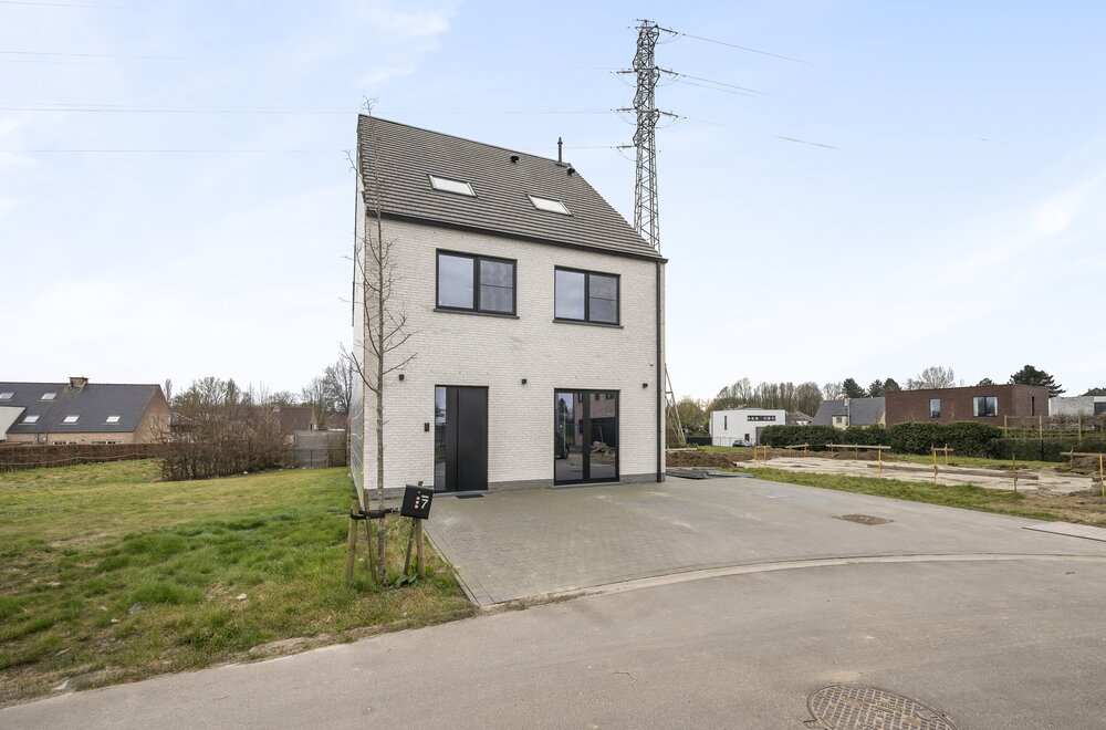 prachtige-woning-met-tuin-in-een-rustige-wijk-in-temse029.jpg
