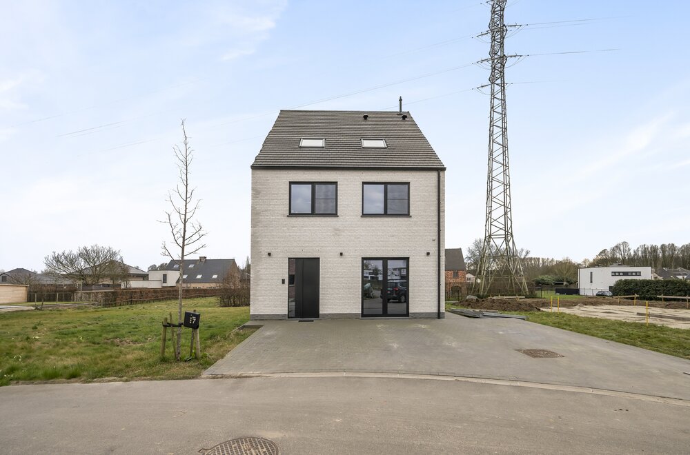 prachtige-woning-met-tuin-in-een-rustige-wijk-in-temse030.jpg