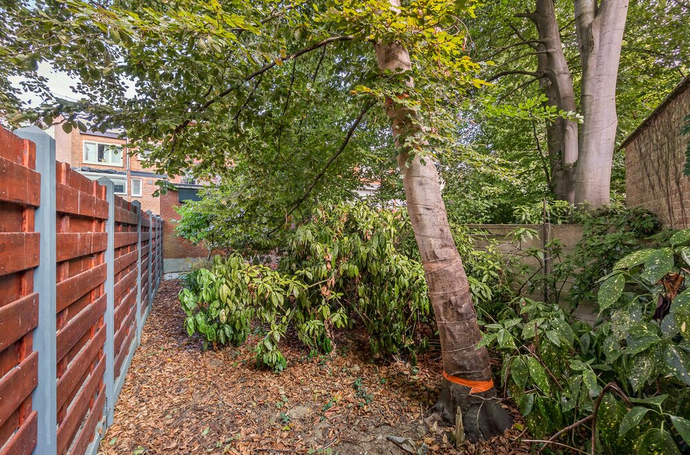 riante-seventies-dokterswoning-met-terras-en-tuin-op-gegeerde-locatie015.jpg