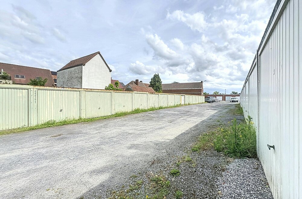 opbrengsteigendom-garageboxen-te-koop-in-sint-eloois-vijve002.jpg