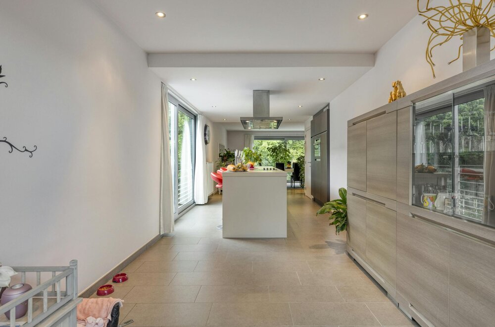 ruim-appartement-met-2-slpk-en-garage-te-koop-in-brasschaat009.jpg