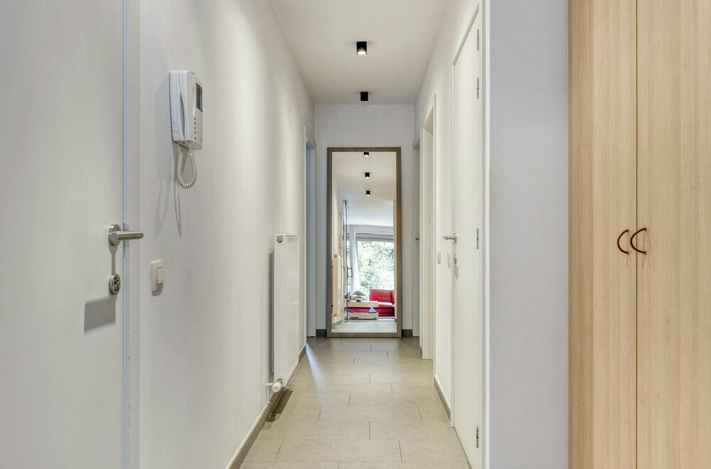 ruim-appartement-met-2-slpk-en-garage-te-koop-in-brasschaat012.jpg
