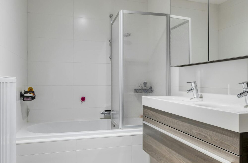ruim-appartement-met-2-slpk-en-garage-te-koop-in-brasschaat017.jpg