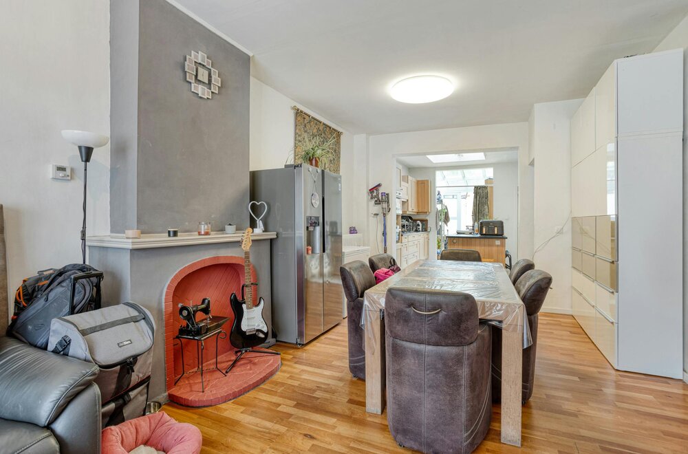 energiezuinig-huis-met-3-slpk-en-tuin-in-hartje-kapellen004.jpg