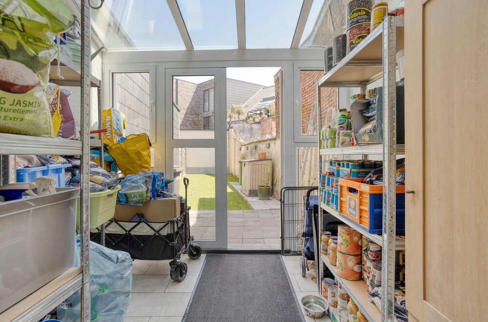 energiezuinig-huis-met-3-slpk-en-tuin-in-hartje-kapellen007.jpg