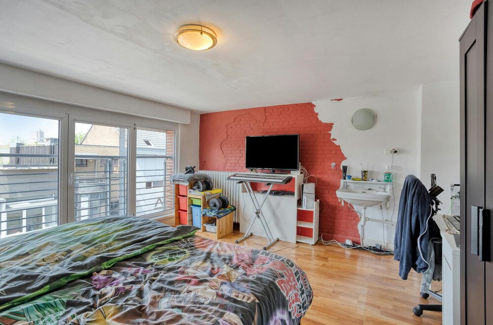 energiezuinig-huis-met-3-slpk-en-tuin-in-hartje-kapellen014.jpg