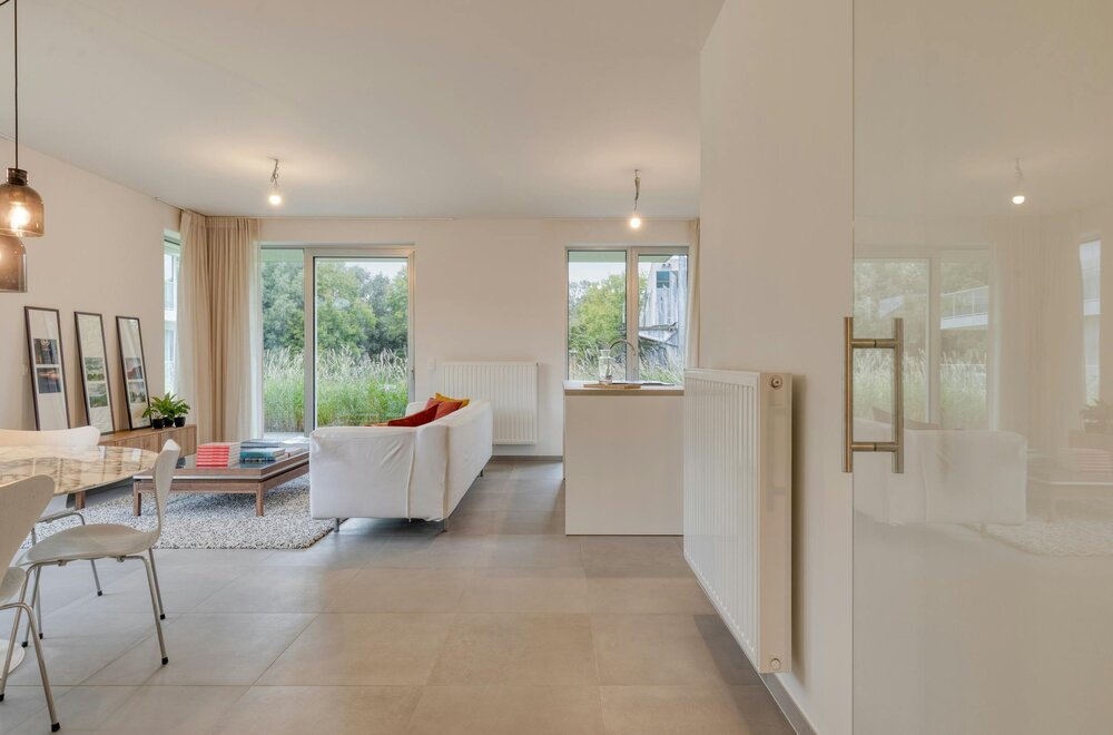 instapklaar-appartement-in-parktuin-nabij-hartje-roeselare-002.jpg