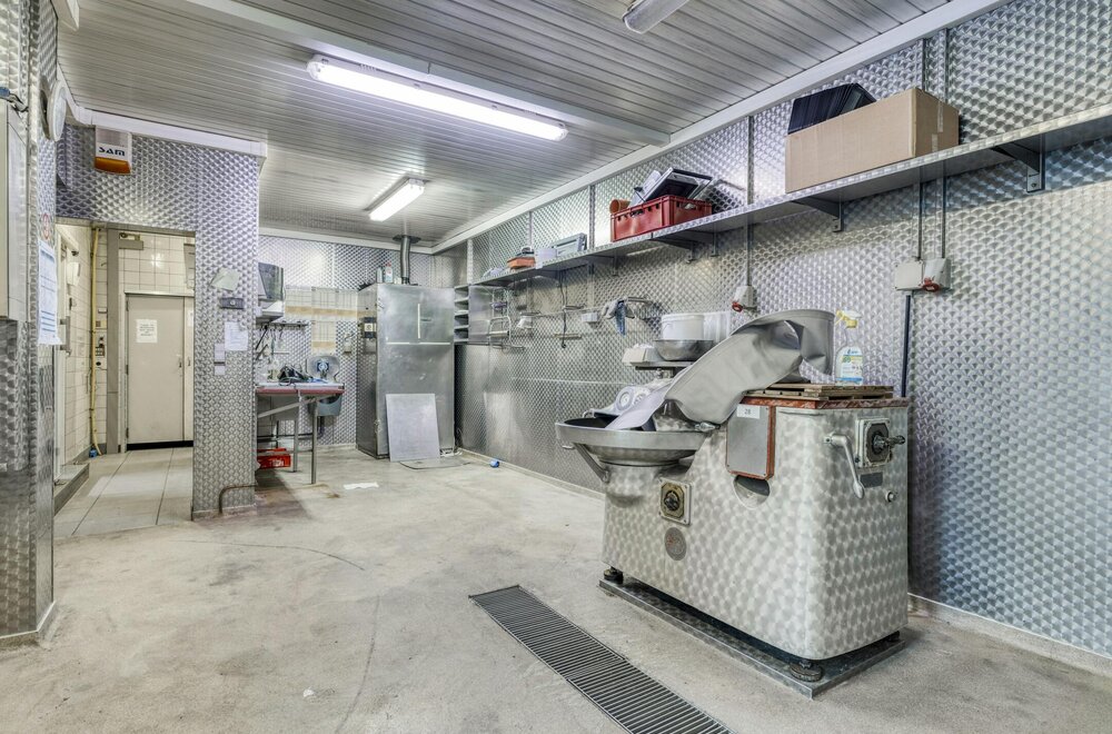 handelspand-van-ca-147-m-te-koop-in-centrum-mortsel-008.jpg