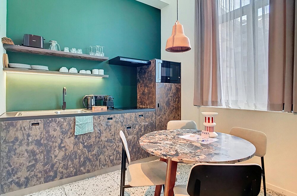 appartement-te-koop-in-collectief-woongebouw-yust-te-berchem003.jpg