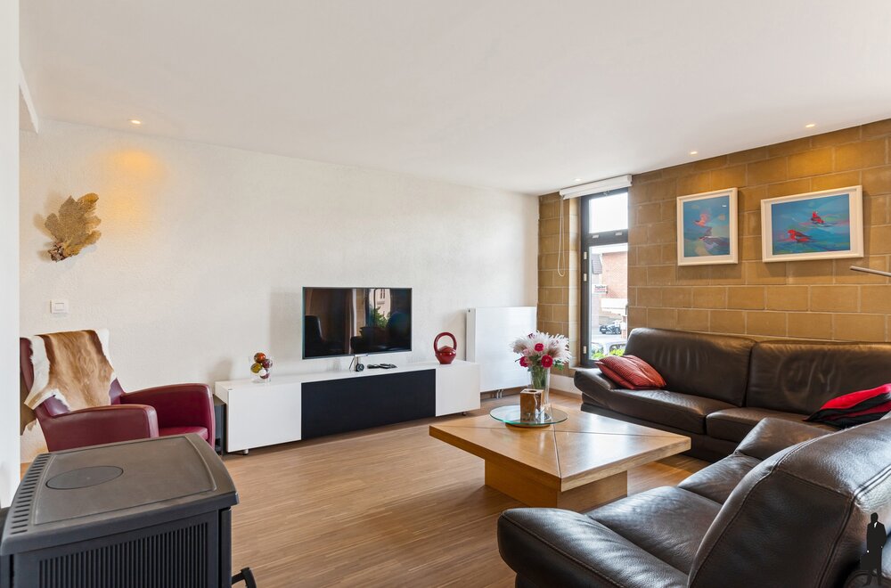 karaktervolle-split-level-woning-met-4-slpks-en-zonnige-tuin003.jpg