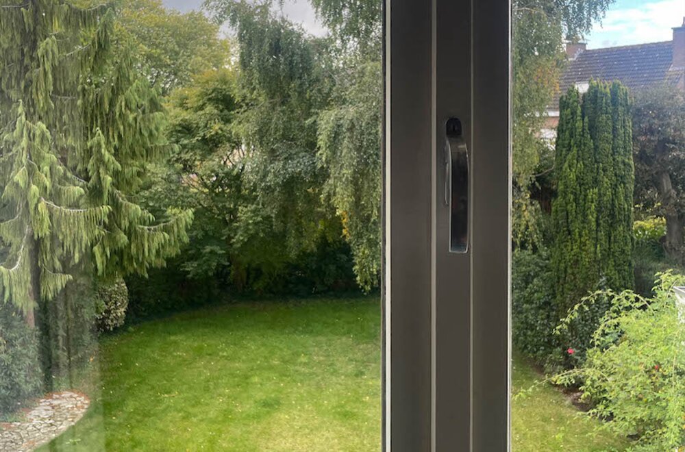 stijlvolle-driegevelvilla-met-garage-en-zongerichte-tuin-vlakbij-de-vesten-de-brugse-binnenstad-en-alle-invalswegen019.jpg